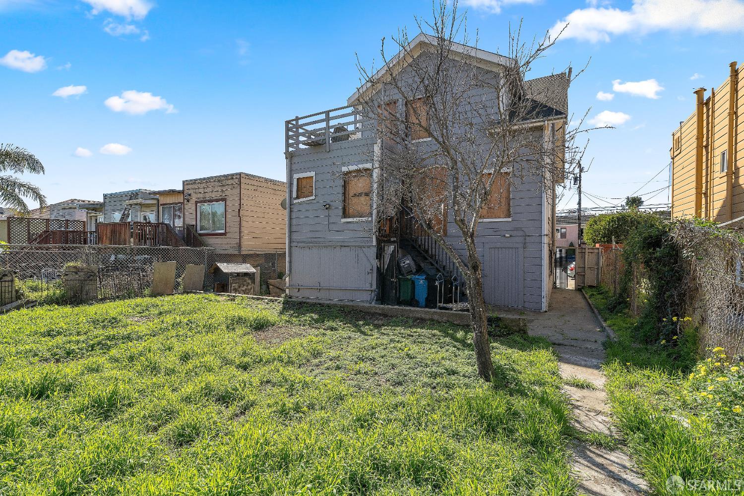 Detail Gallery Image 32 of 44 For 1276 Revere Ave, San Francisco,  CA 94124 - 4 Beds | 2/1 Baths