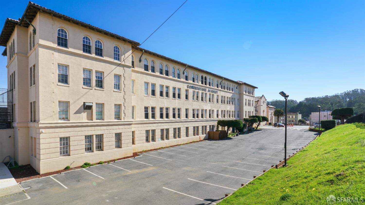 Detail Gallery Image 73 of 89 For 69 Lisbon St, San Francisco,  CA 94112 - 3 Beds | 1/1 Baths