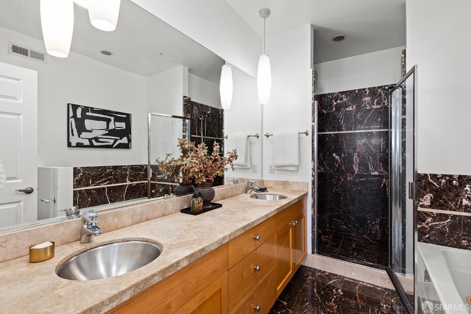 Detail Gallery Image 11 of 29 For 199 Tiffany Ave #406,  San Francisco,  CA 94110 - 2 Beds | 2 Baths