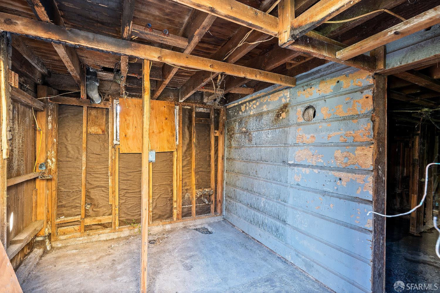 Detail Gallery Image 28 of 44 For 1276 Revere Ave, San Francisco,  CA 94124 - 4 Beds | 2/1 Baths