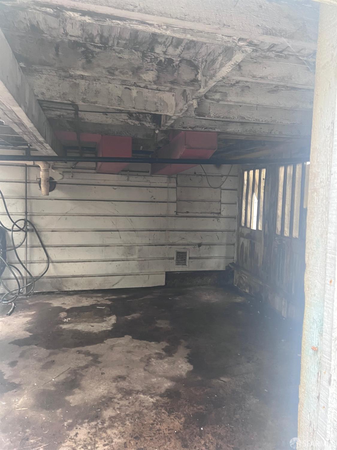 Detail Gallery Image 12 of 13 For 1231 Silver Ave, San Francisco,  CA 94134 - 3 Beds | 1 Baths