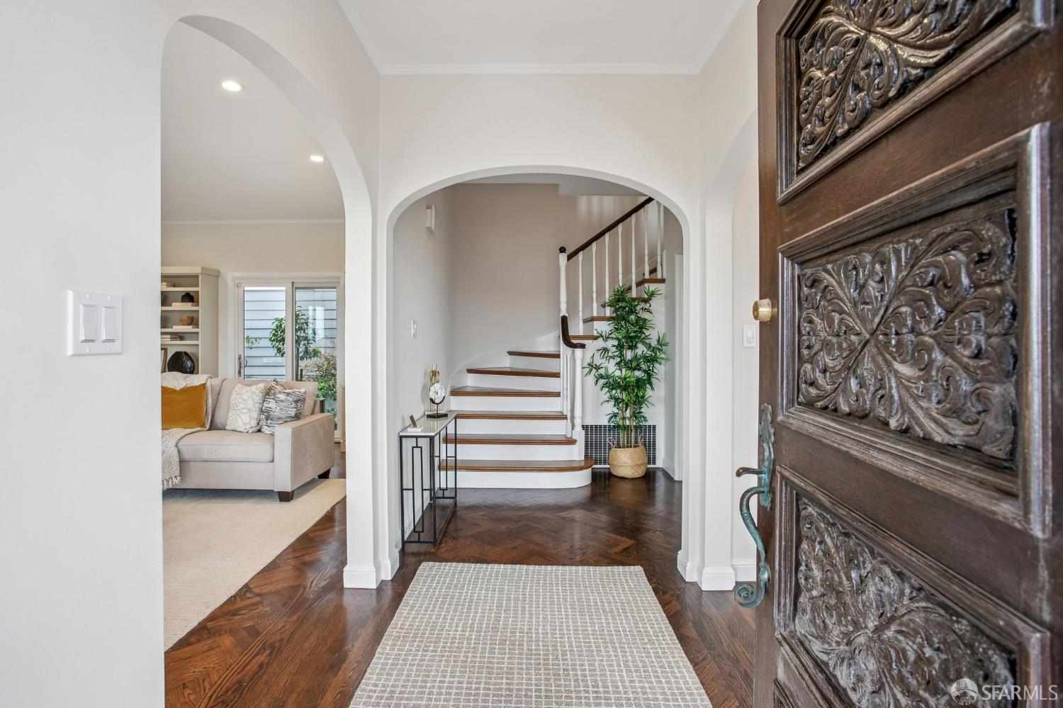 Detail Gallery Image 3 of 40 For 23 Cresta Vista Dr, San Francisco,  CA 94127 - 3 Beds | 3 Baths