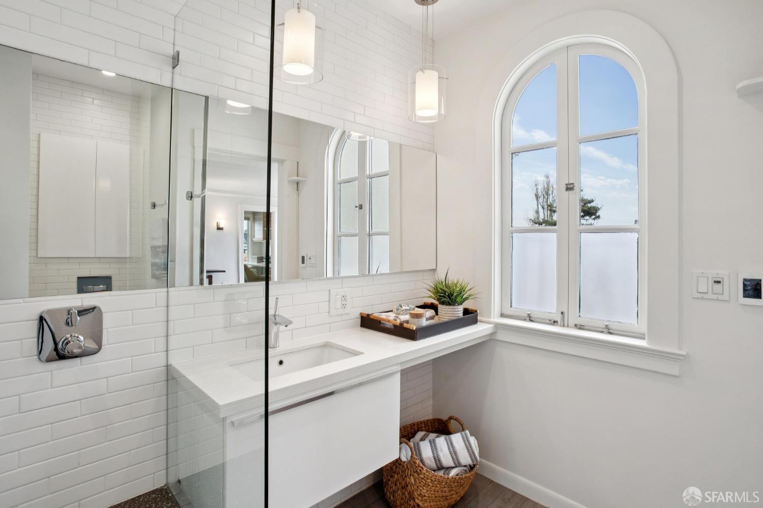 Photo #36: 426107880 Listing: Photo #36