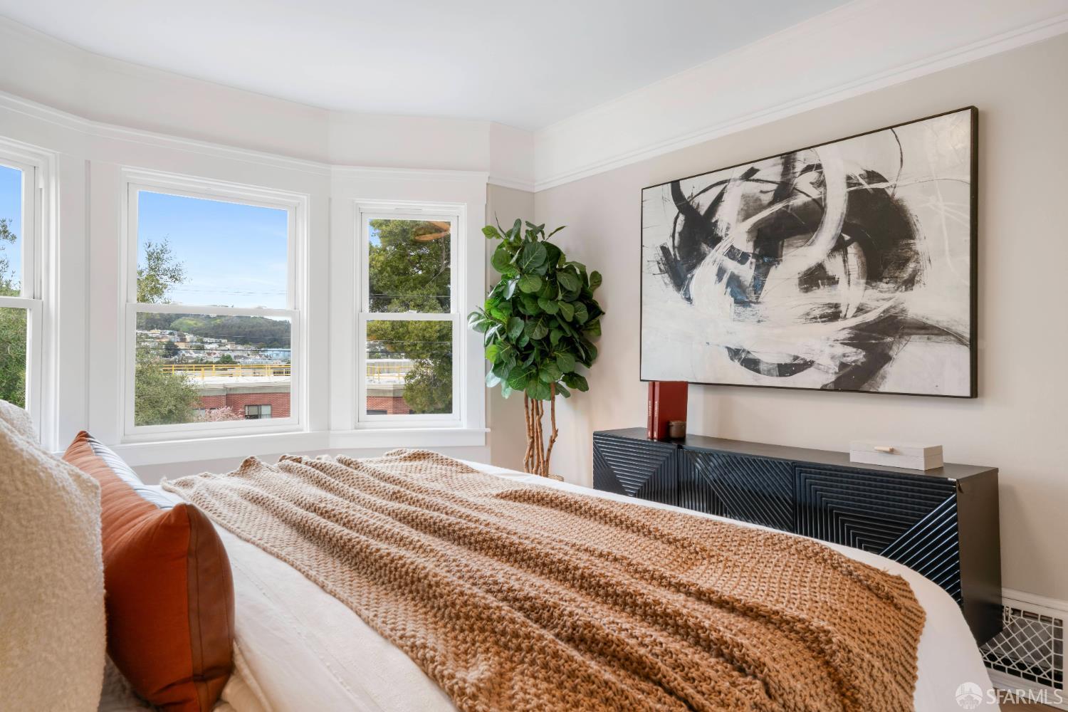 Detail Gallery Image 25 of 89 For 69 Lisbon St, San Francisco,  CA 94112 - 3 Beds | 1/1 Baths