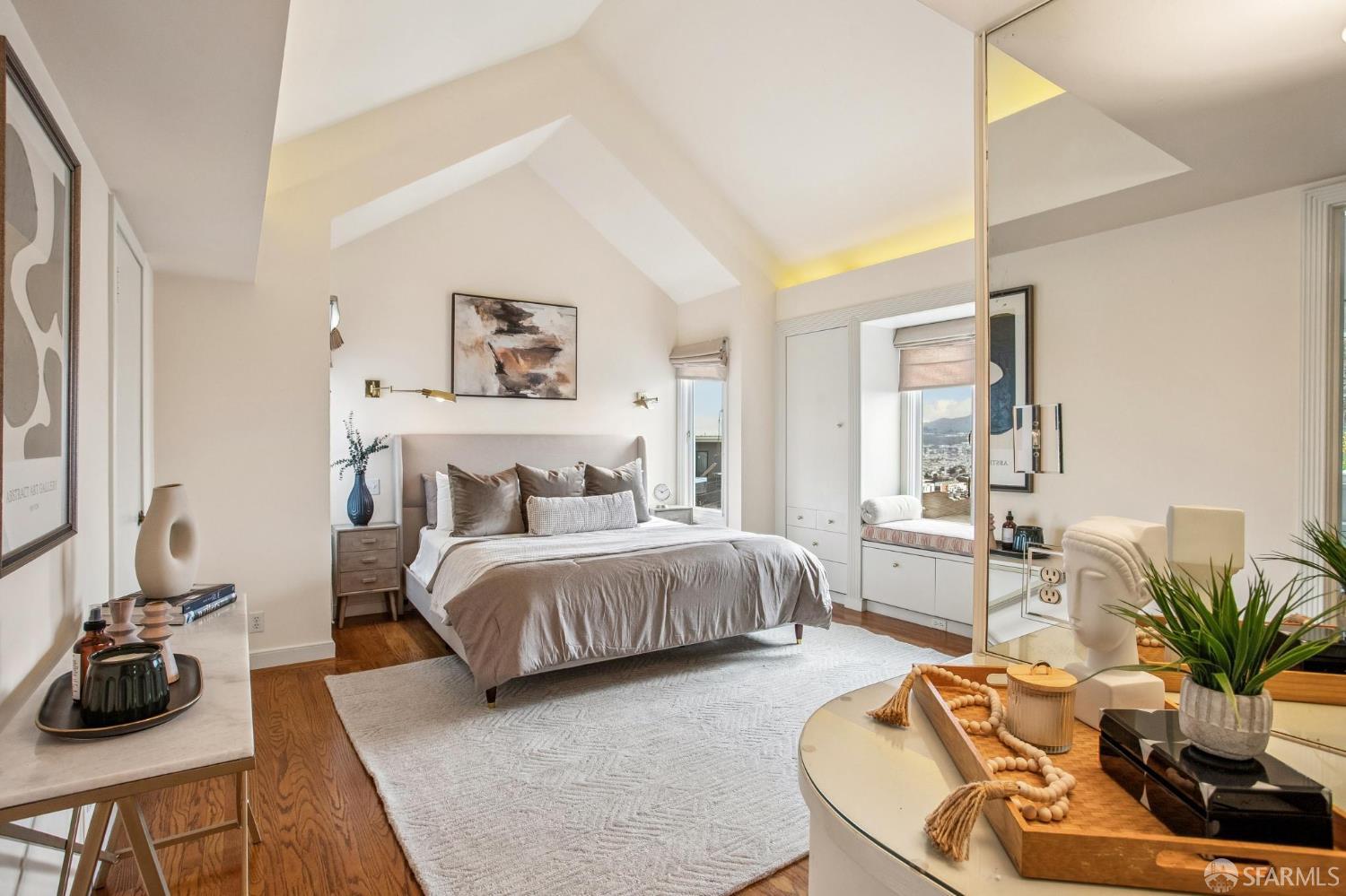 Detail Gallery Image 23 of 40 For 23 Cresta Vista Dr, San Francisco,  CA 94127 - 3 Beds | 3 Baths