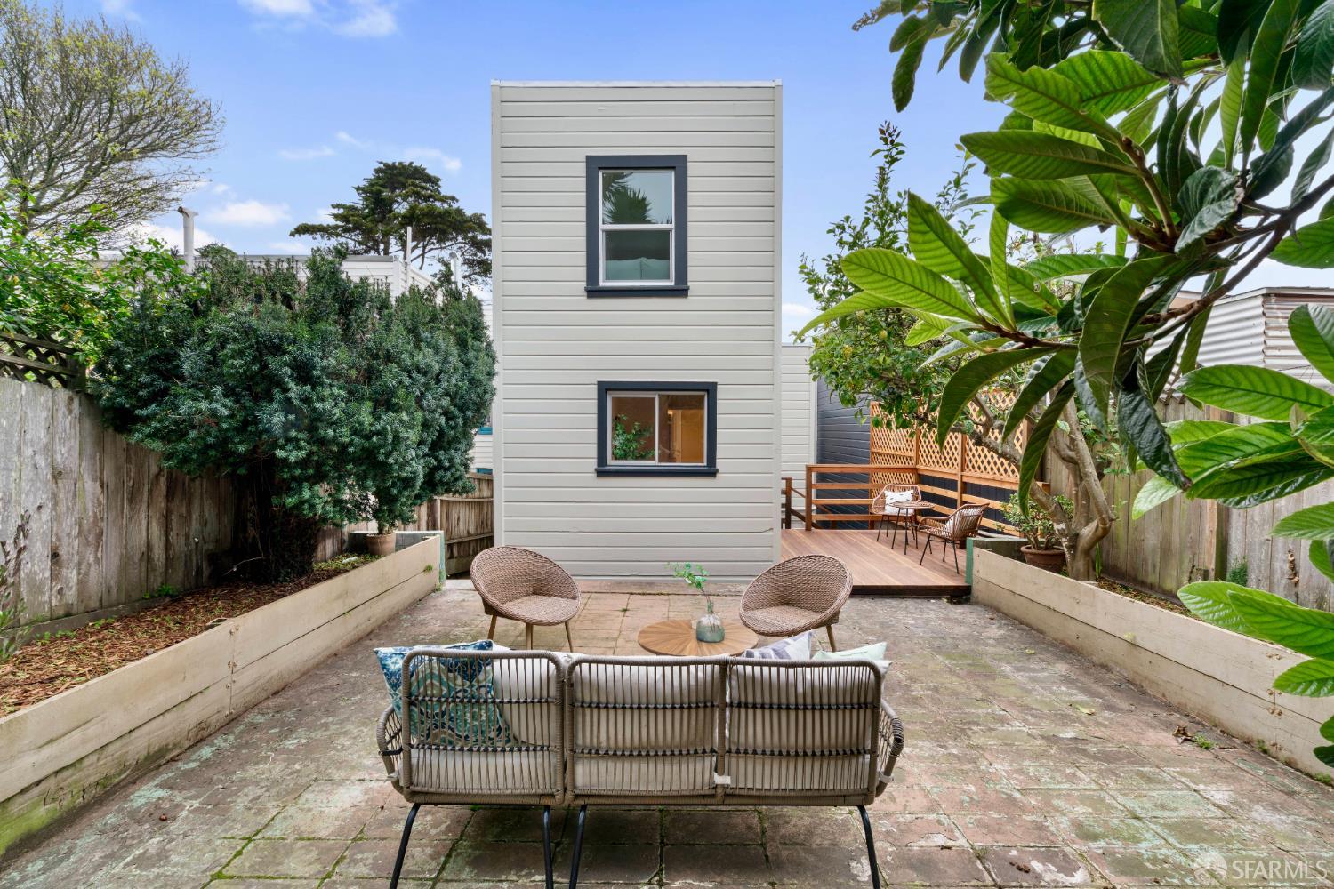 Detail Gallery Image 52 of 89 For 69 Lisbon St, San Francisco,  CA 94112 - 3 Beds | 1/1 Baths