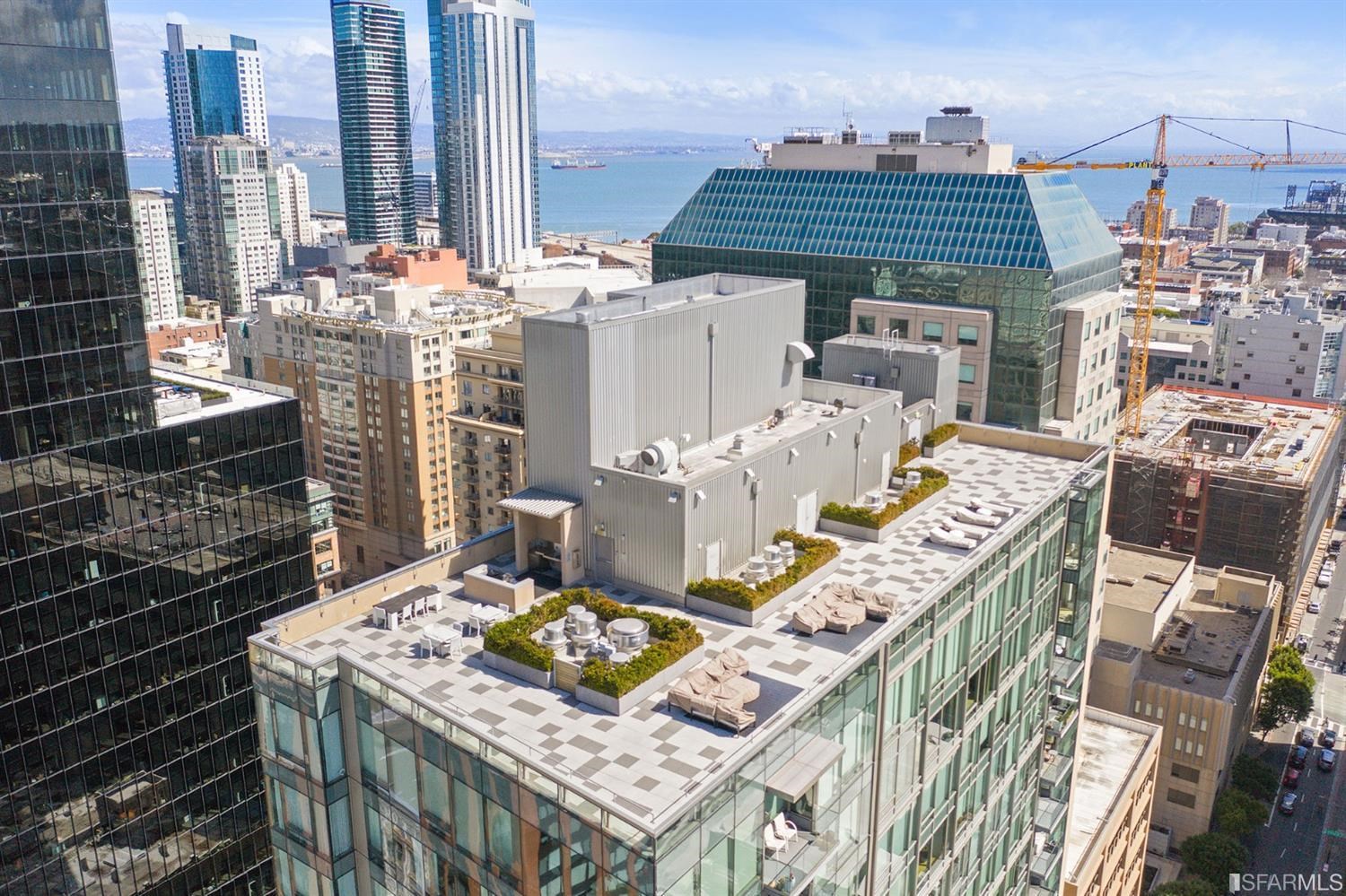 Detail Gallery Image 32 of 47 For 1 Hawthorne St 17f,  San Francisco,  CA 94105 - 2 Beds | 2 Baths