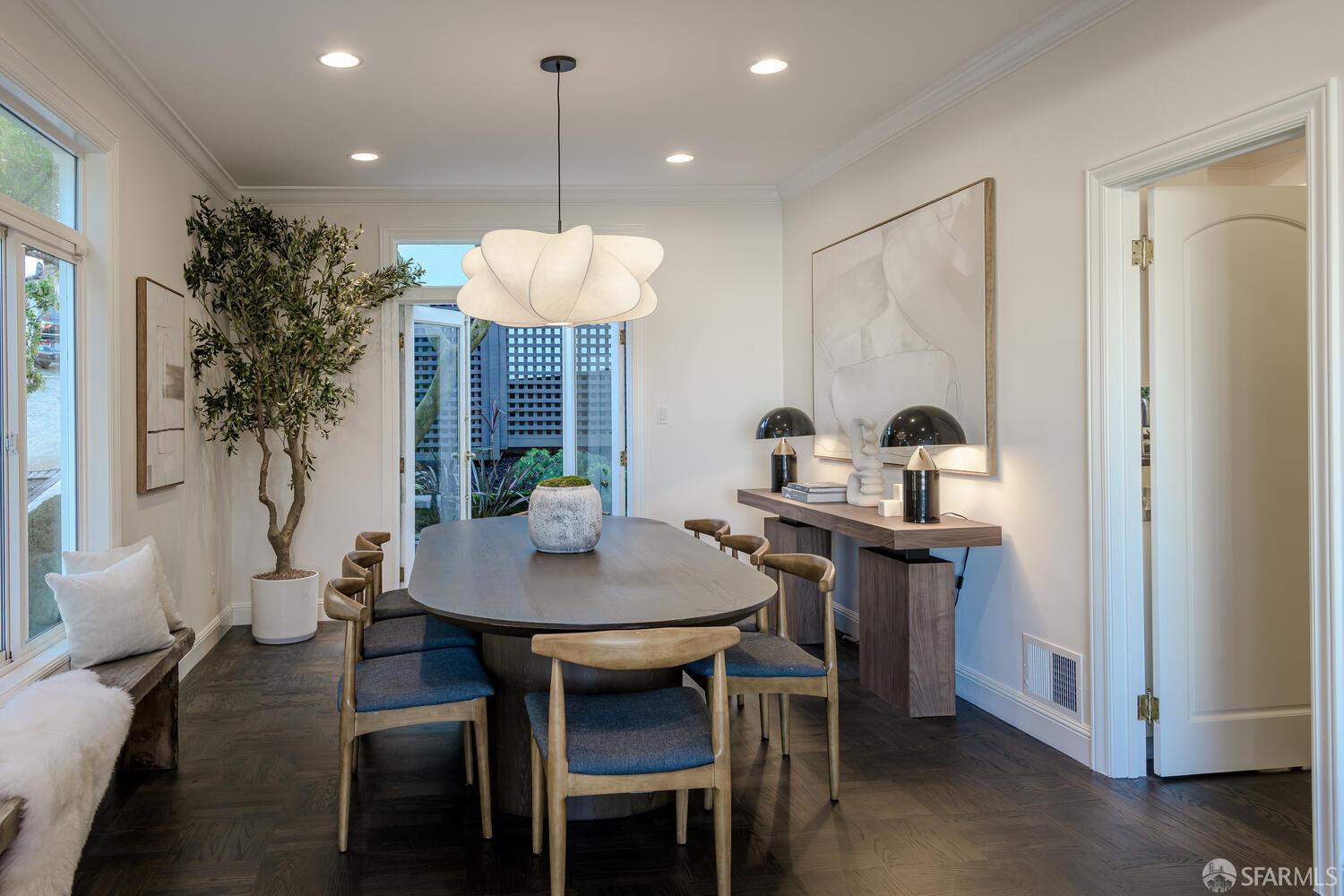 Detail Gallery Image 13 of 46 For 2001 Pacific Ave, San Francisco,  CA 94109 - 5 Beds | 4 Baths