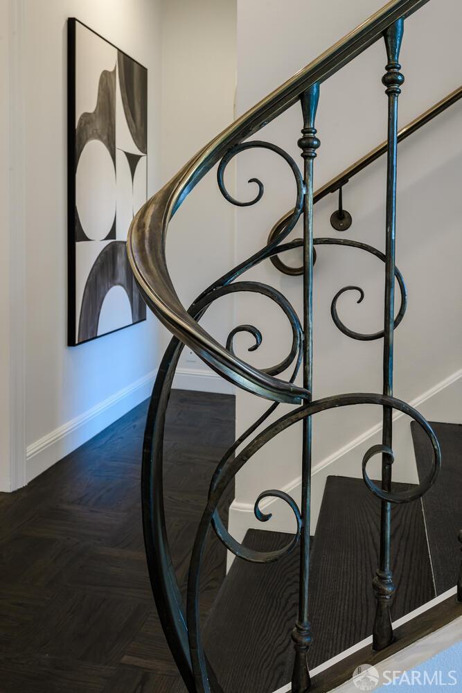 Detail Gallery Image 27 of 46 For 2001 Pacific Ave, San Francisco,  CA 94109 - 5 Beds | 4 Baths