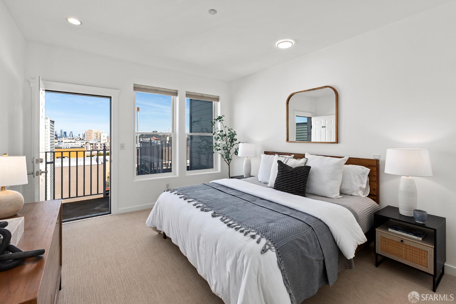 Detail Gallery Image 8 of 29 For 199 Tiffany Ave #406,  San Francisco,  CA 94110 - 2 Beds | 2 Baths