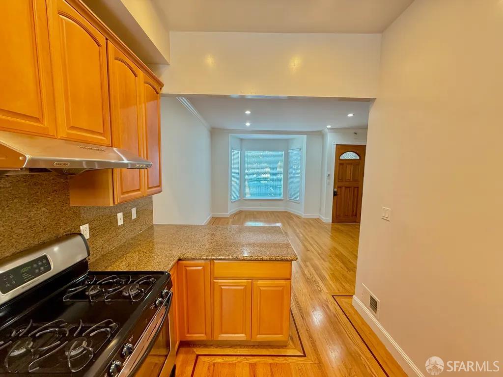 Detail Gallery Image 17 of 35 For 1415 Guerrero St, San Francisco,  CA 94110 - – Beds | – Baths