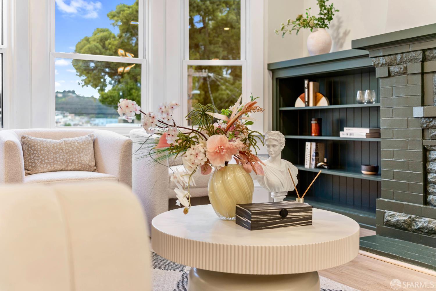 Detail Gallery Image 5 of 89 For 69 Lisbon St, San Francisco,  CA 94112 - 3 Beds | 1/1 Baths