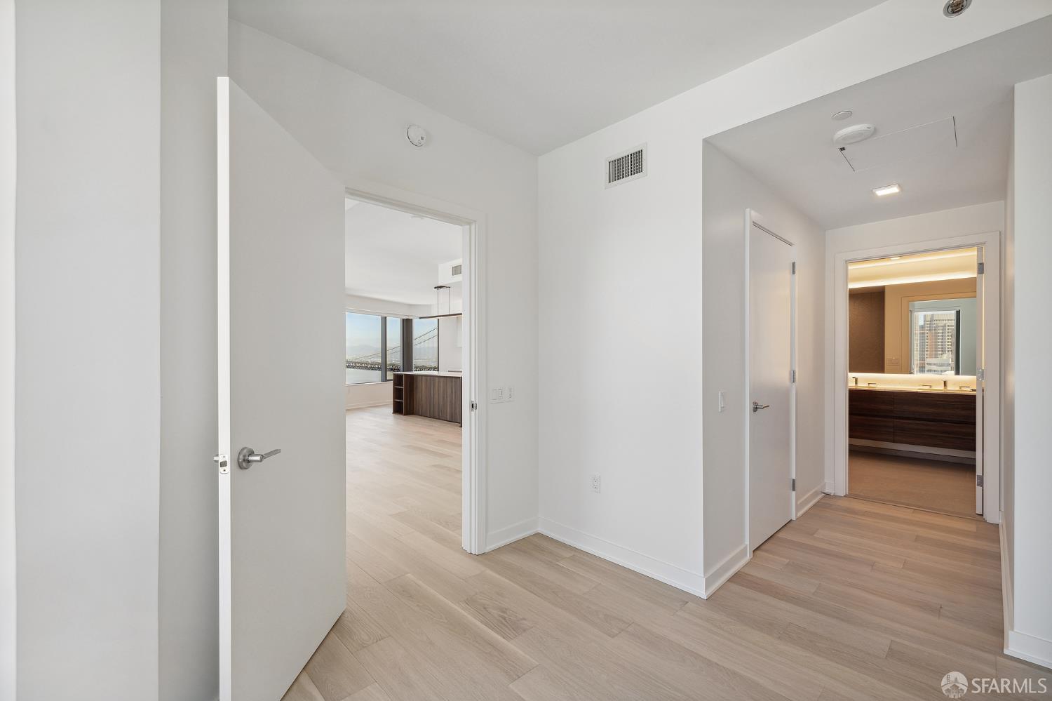 Detail Gallery Image 15 of 45 For 280 Spear St 27g,  San Francisco,  CA 94105 - 2 Beds | 2 Baths
