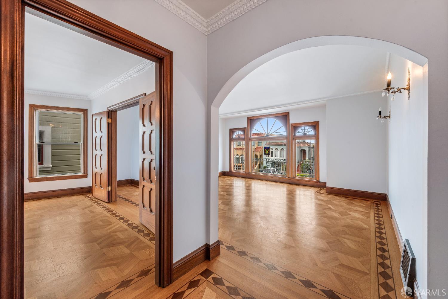 Detail Gallery Image 9 of 23 For 2320 15th Ave, San Francisco,  CA 94116 - 2 Beds | 1 Baths