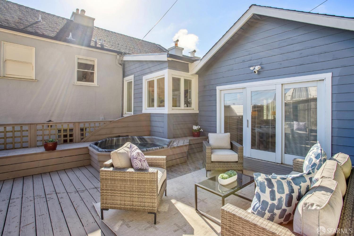 Detail Gallery Image 38 of 40 For 23 Cresta Vista Dr, San Francisco,  CA 94127 - 3 Beds | 3 Baths