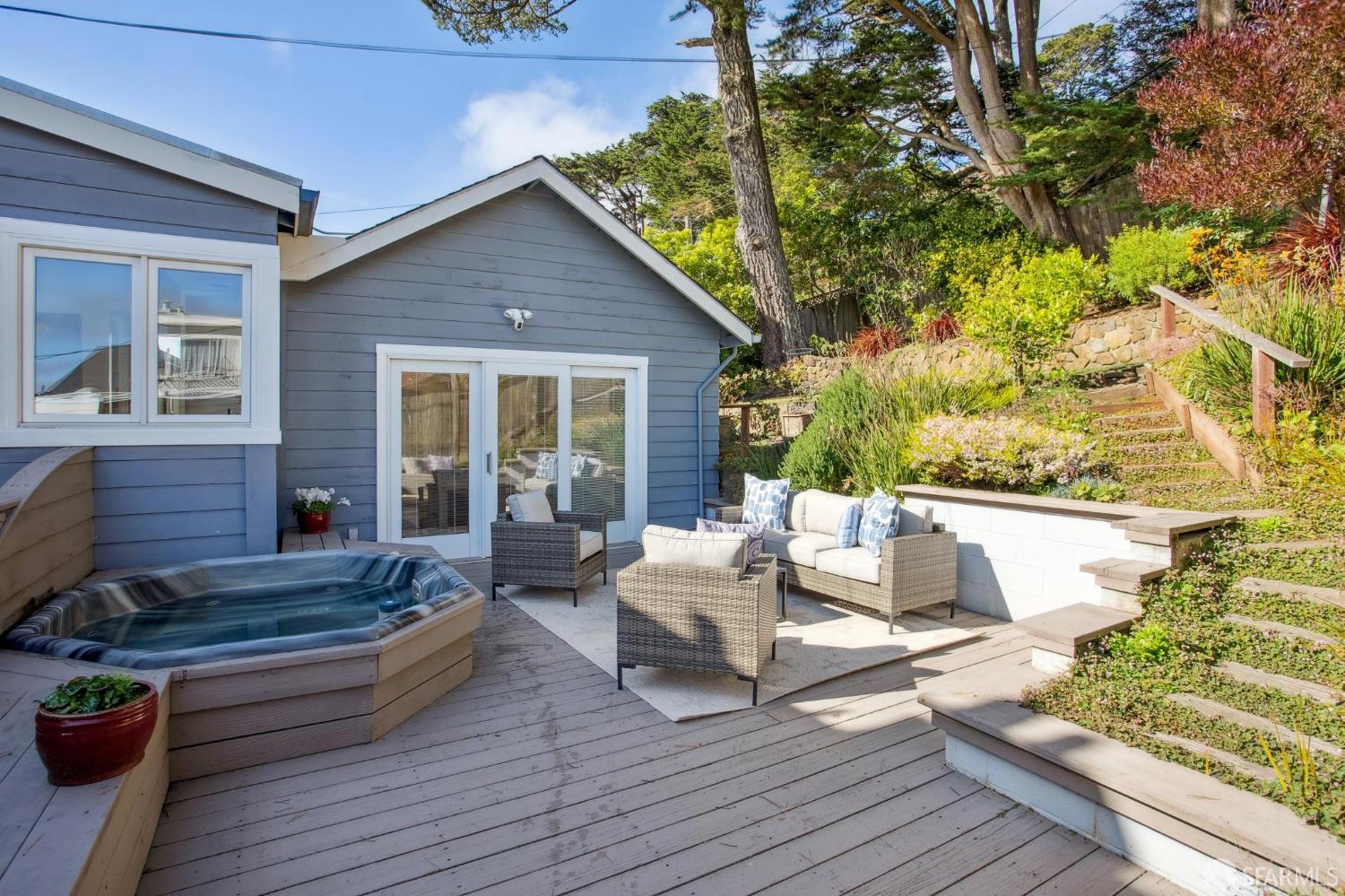 Detail Gallery Image 37 of 40 For 23 Cresta Vista Dr, San Francisco,  CA 94127 - 3 Beds | 3 Baths