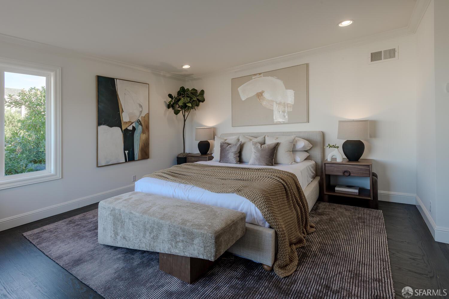 Detail Gallery Image 29 of 46 For 2001 Pacific Ave, San Francisco,  CA 94109 - 5 Beds | 4 Baths