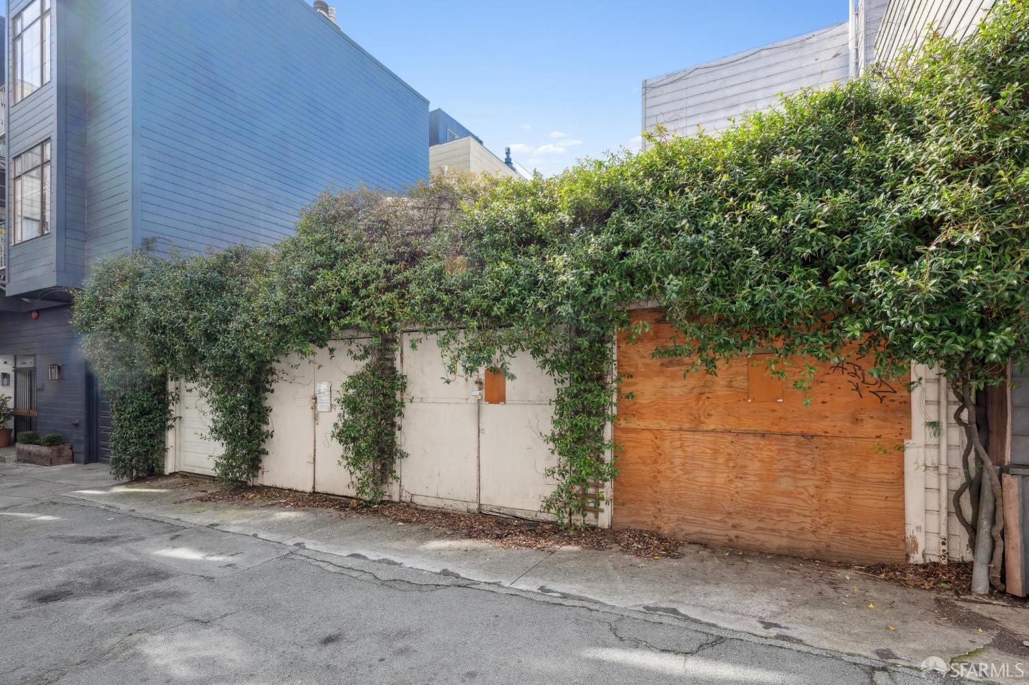 Detail Gallery Image 5 of 17 For 1 Helen St, San Francisco,  CA 94109 - – Beds | – Baths