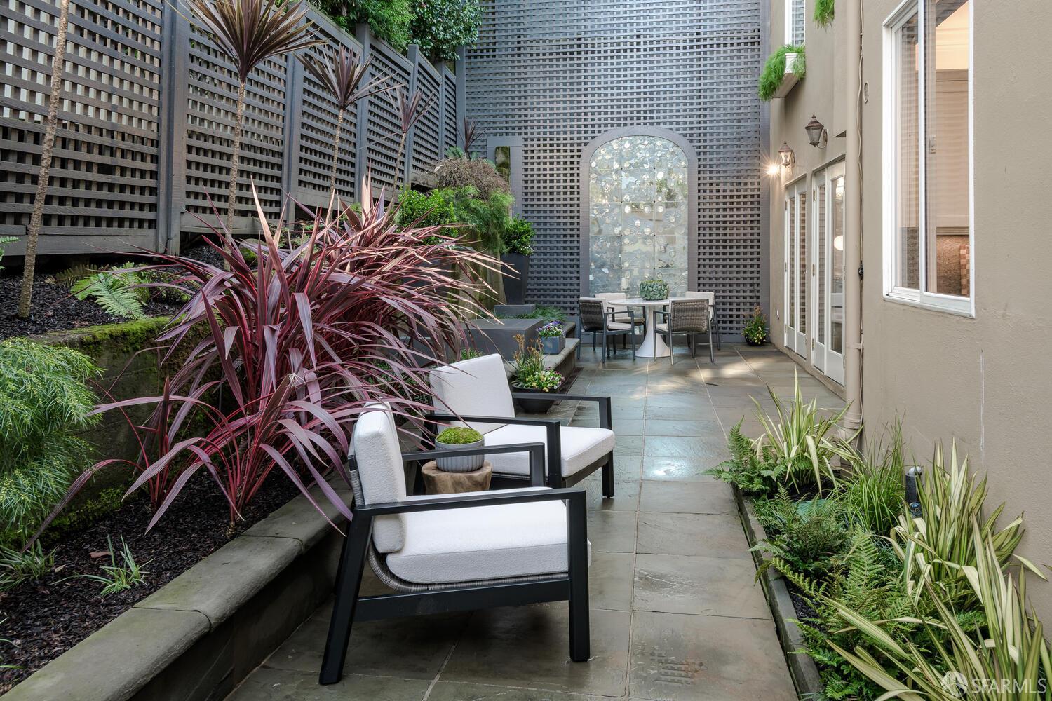 Detail Gallery Image 24 of 46 For 2001 Pacific Ave, San Francisco,  CA 94109 - 5 Beds | 4 Baths