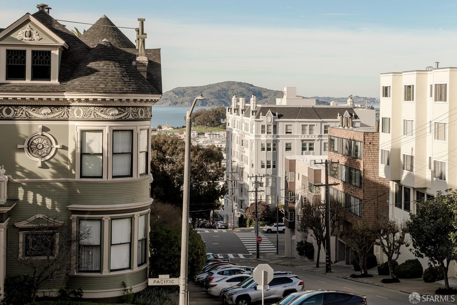 Detail Gallery Image 44 of 46 For 2001 Pacific Ave, San Francisco,  CA 94109 - 5 Beds | 4 Baths