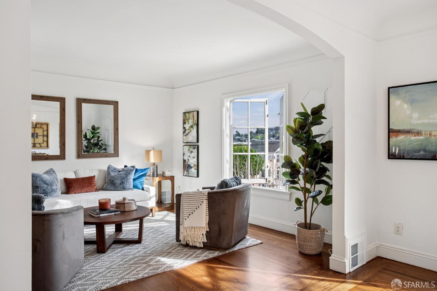 Photo #9: 426107880 Listing: Photo #9