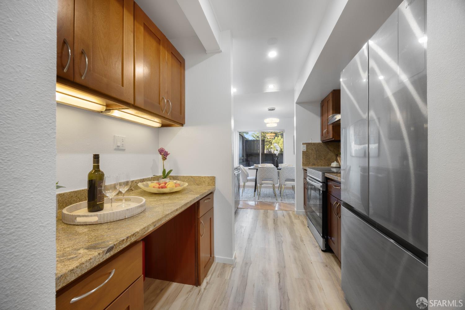 Detail Gallery Image 4 of 13 For 2464 Rowntree Way, South San Francisco,  CA 94080 - 3 Beds | 1/1 Baths