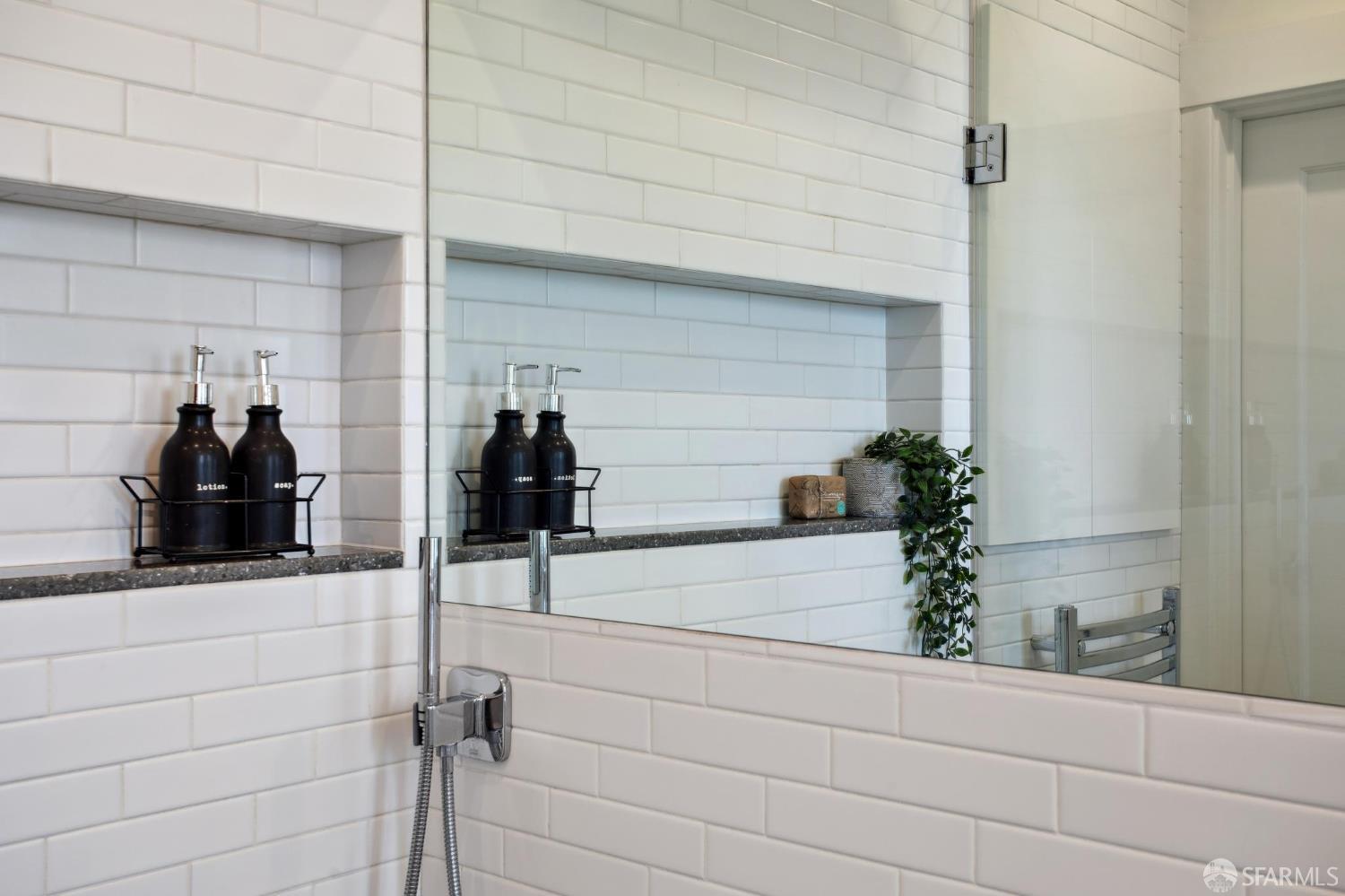 Photo #37: 426107880 Listing: Photo #37