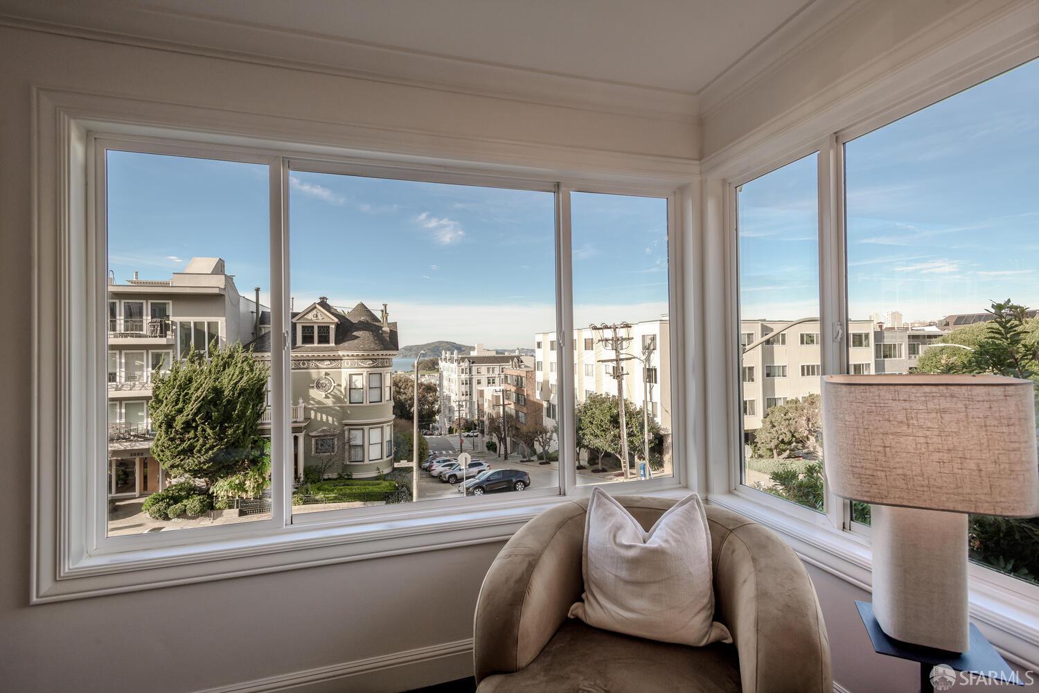 Detail Gallery Image 30 of 46 For 2001 Pacific Ave, San Francisco,  CA 94109 - 5 Beds | 4 Baths