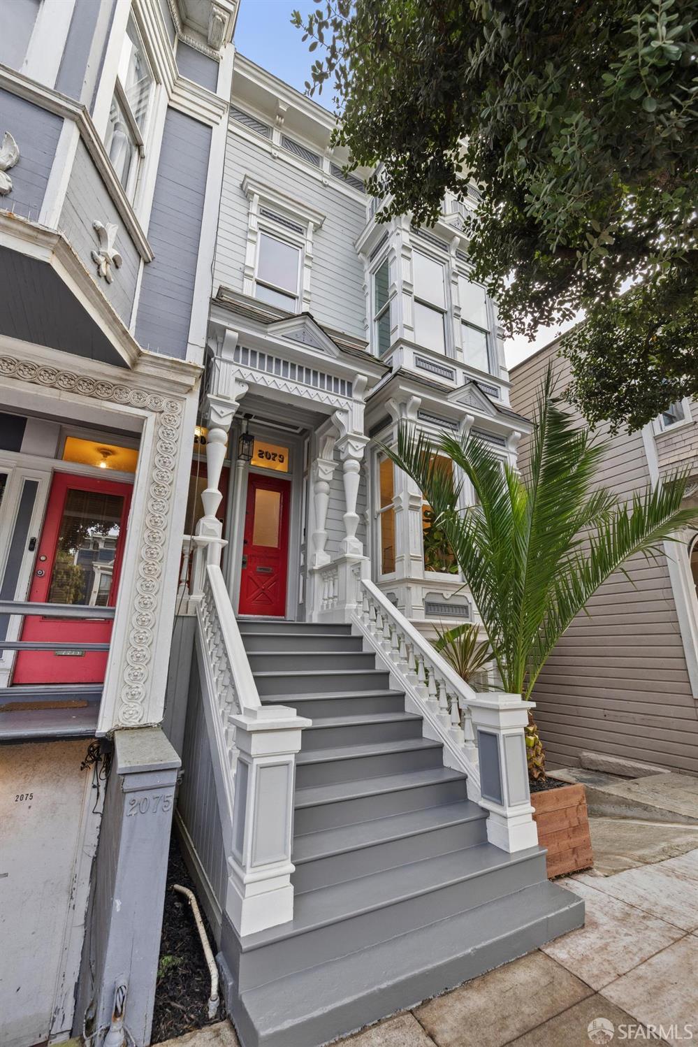 Detail Gallery Image 3 of 42 For 2079 Golden Gate Ave, San Francisco,  CA 94115 - 2 Beds | 2 Baths