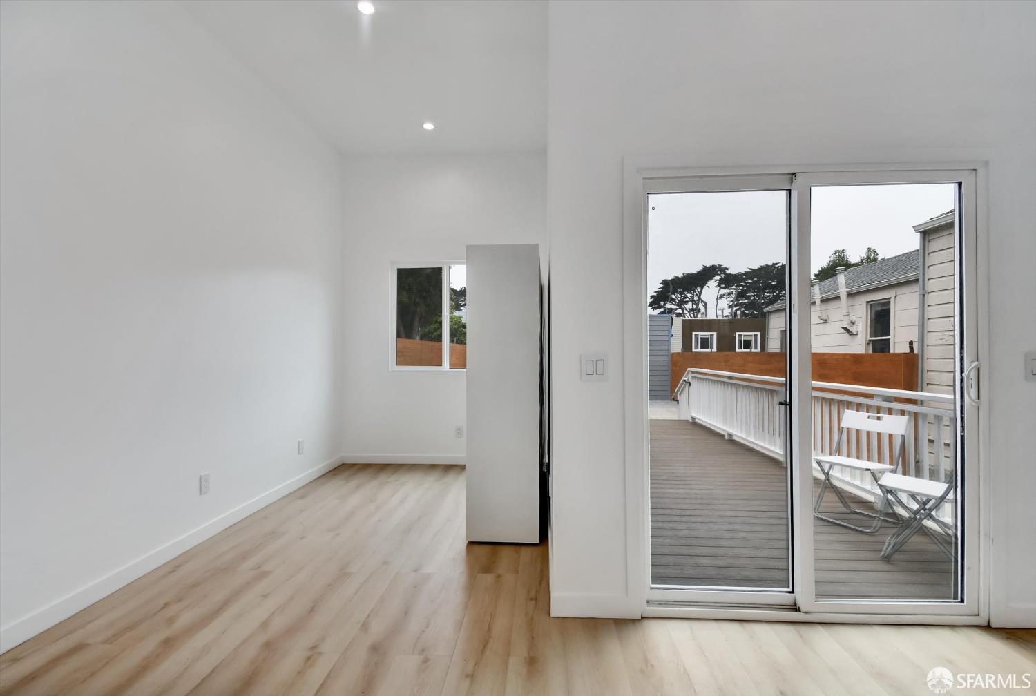 Detail Gallery Image 23 of 32 For 337 Jules Ave, San Francisco,  CA 94112 - 3 Beds | 1 Baths