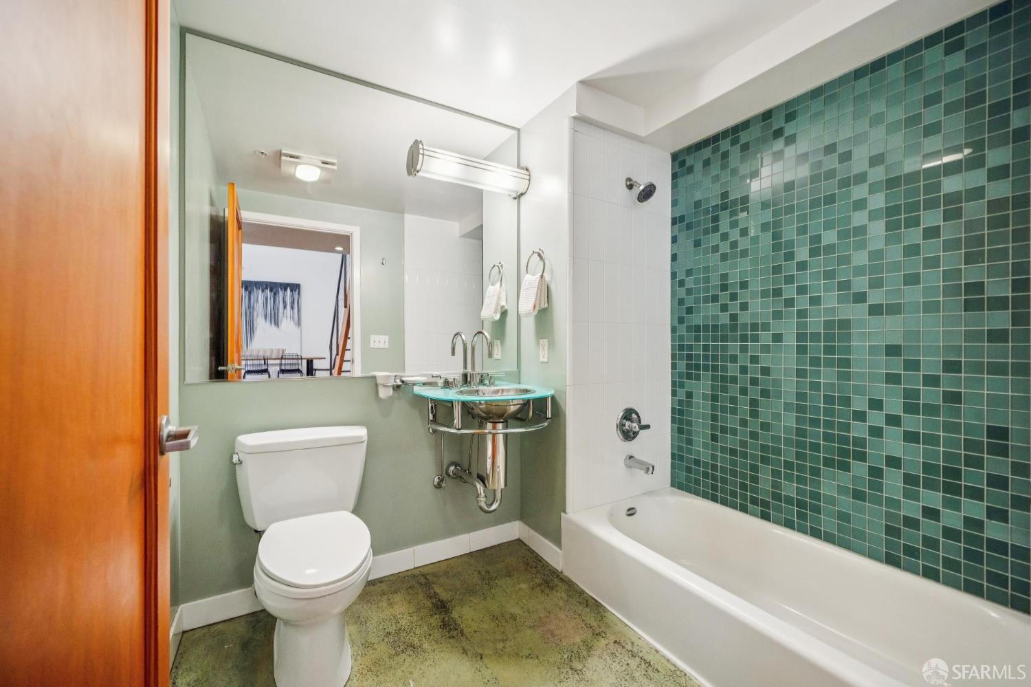 Photo #18: 426102574 Listing: Photo #18