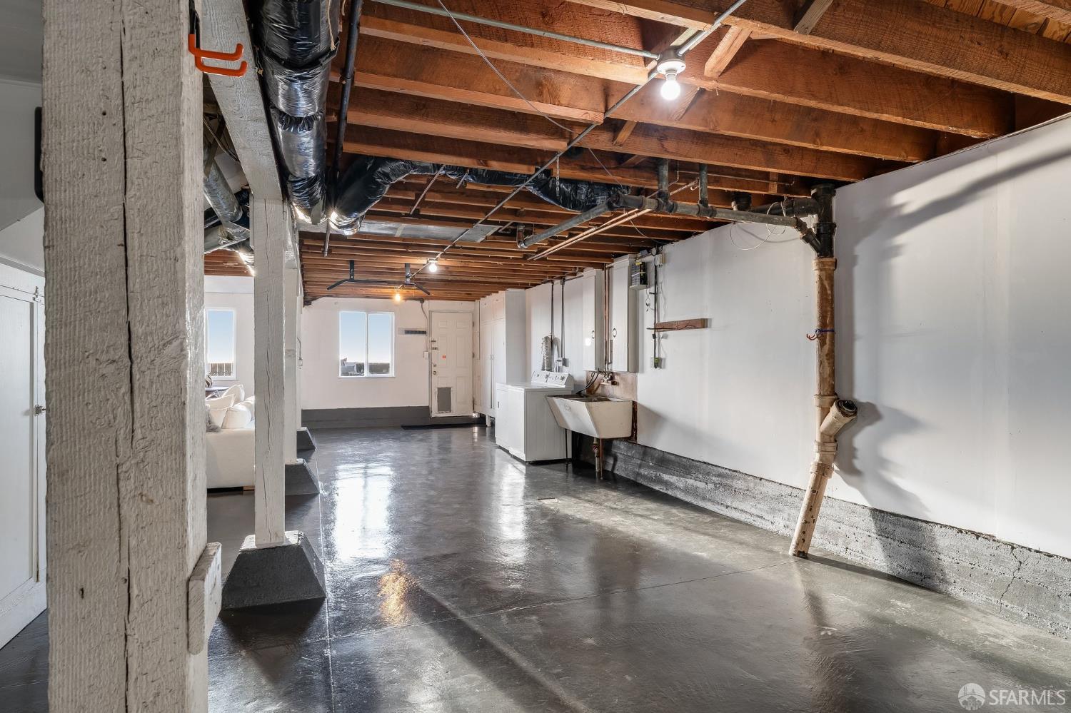 Detail Gallery Image 27 of 57 For 2207 12th Ave, San Francisco,  CA 94116 - 2 Beds | 1 Baths