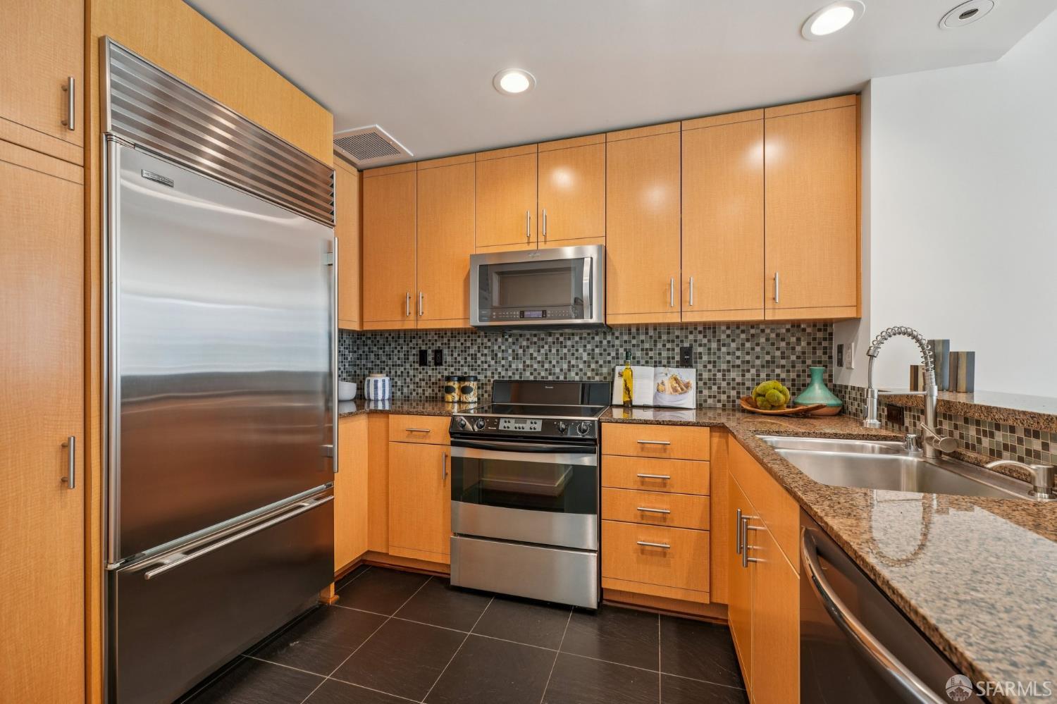 Photo #14: 426103293 Listing: Photo #14