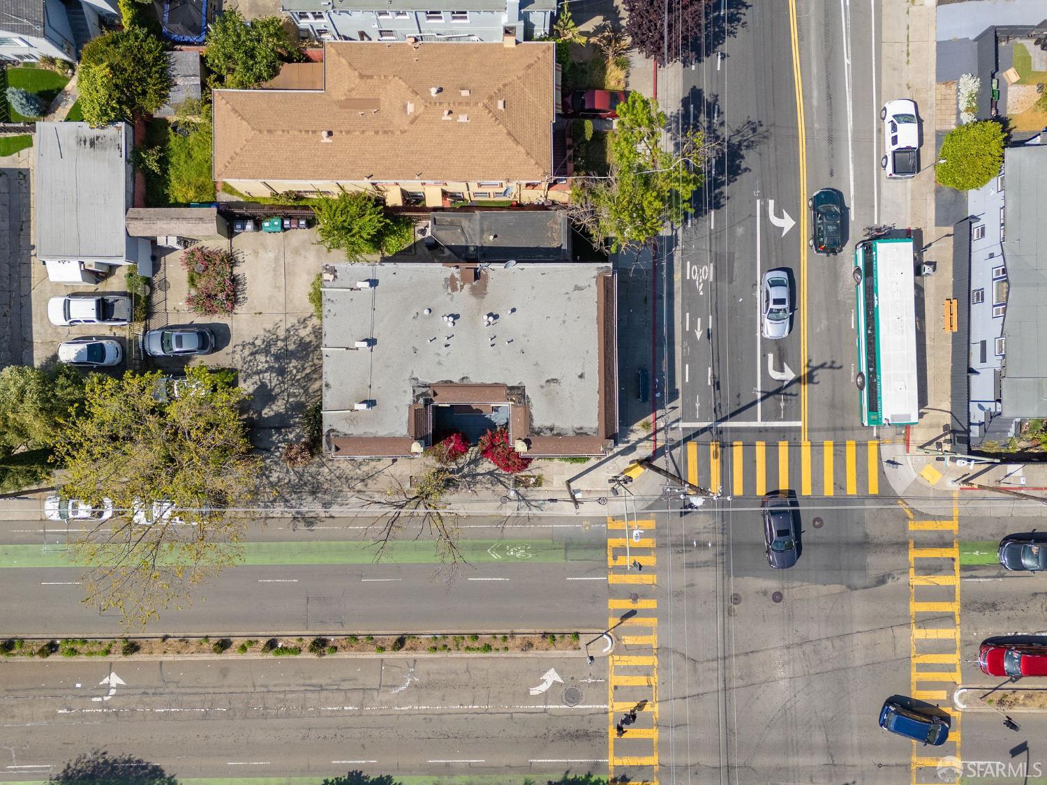 Detail Gallery Image 26 of 27 For 906 40th St, Emeryville,  CA 94608 - 2 Beds | 1 Baths