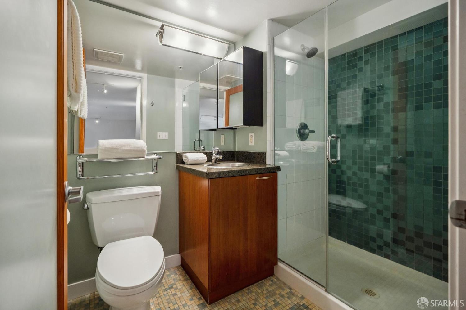 Photo #28: 426102574 Listing: Photo #28