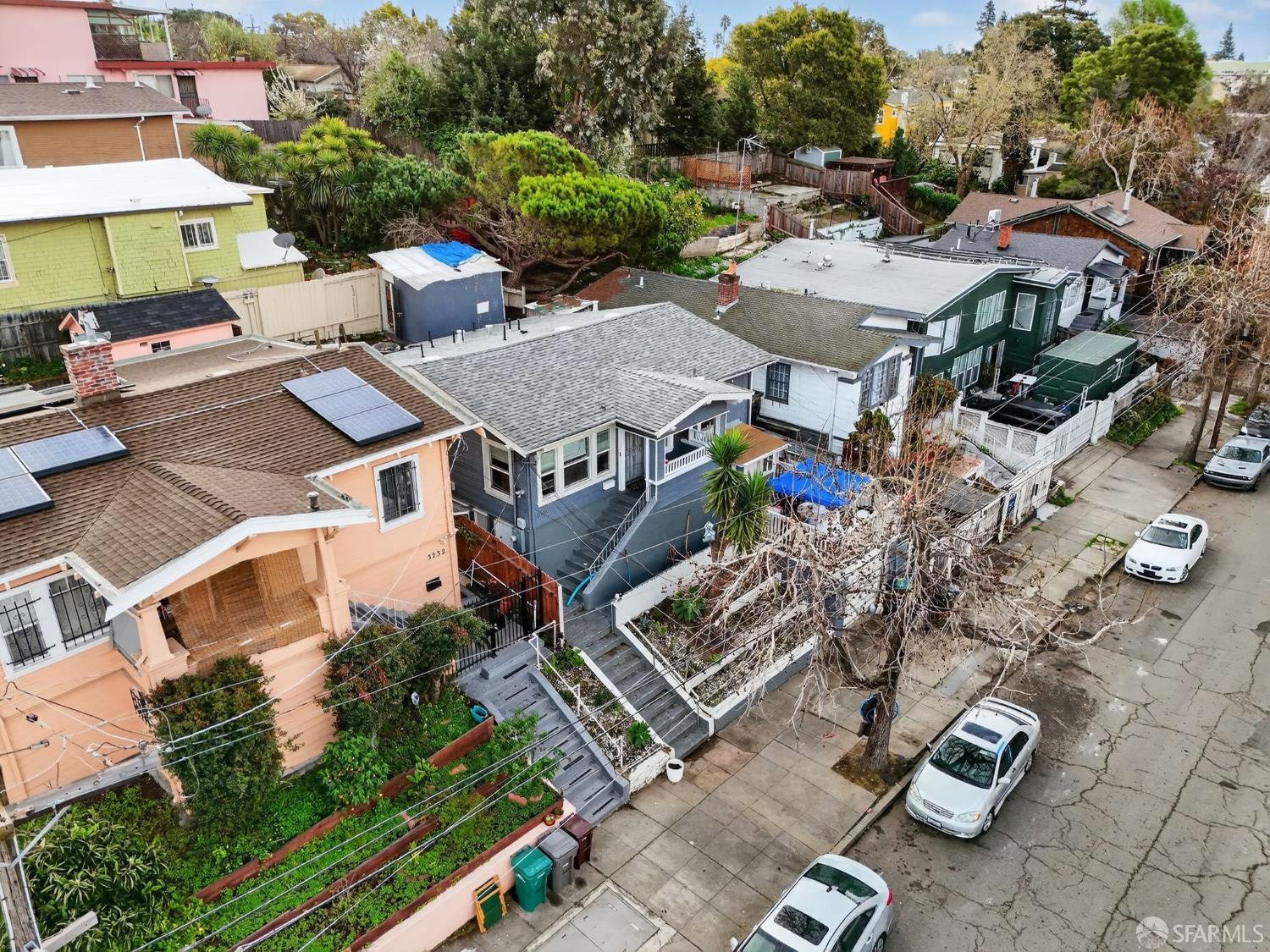 Detail Gallery Image 3 of 15 For 3226 Champion St, Oakland,  CA 92602 - 4 Beds | 3 Baths