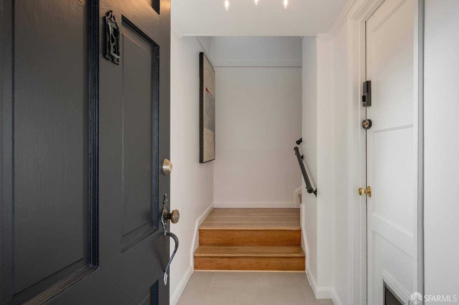 Detail Gallery Image 5 of 57 For 2207 12th Ave, San Francisco,  CA 94116 - 2 Beds | 1 Baths