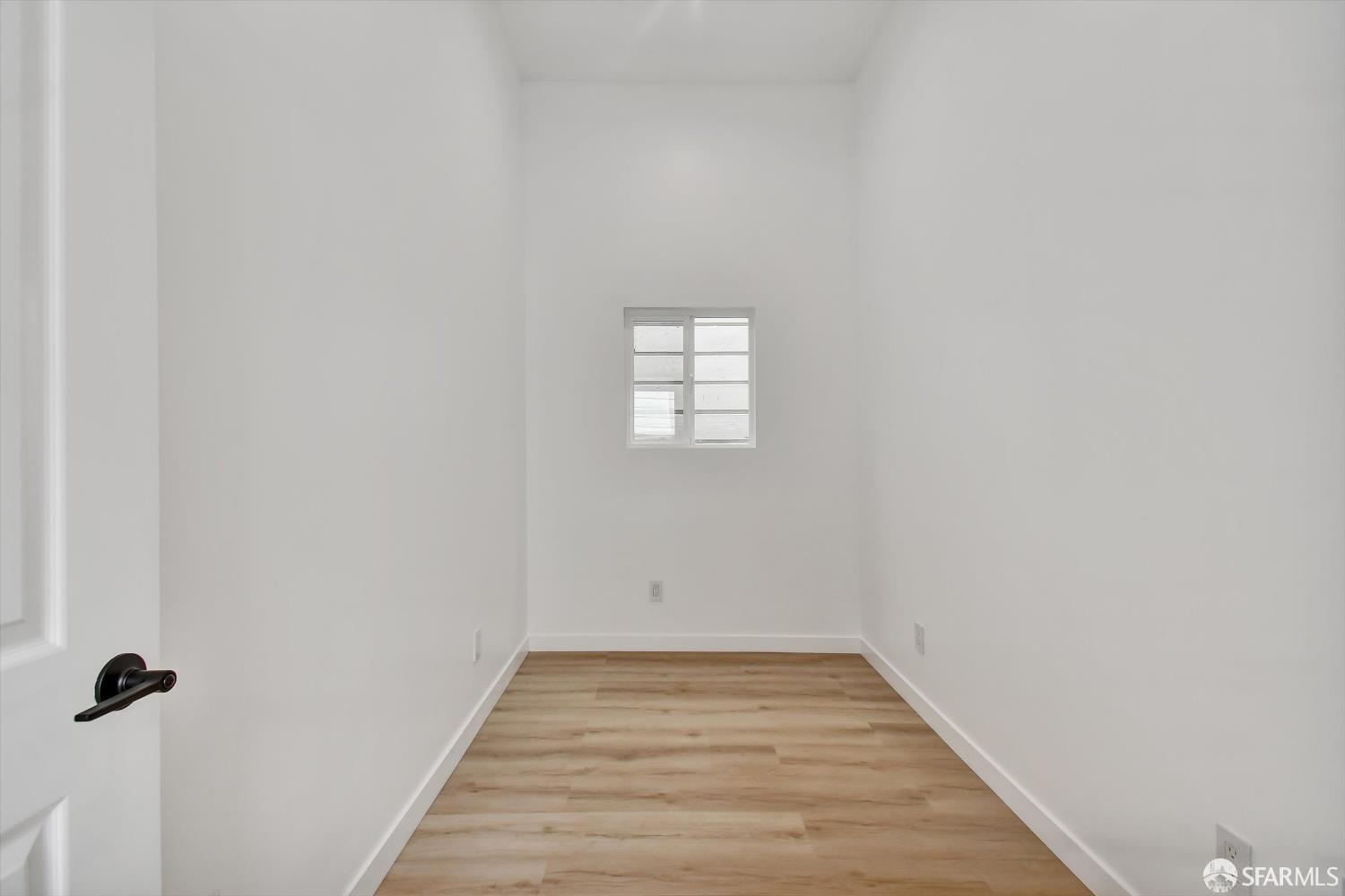 Detail Gallery Image 19 of 32 For 337 Jules Ave, San Francisco,  CA 94112 - 3 Beds | 1 Baths