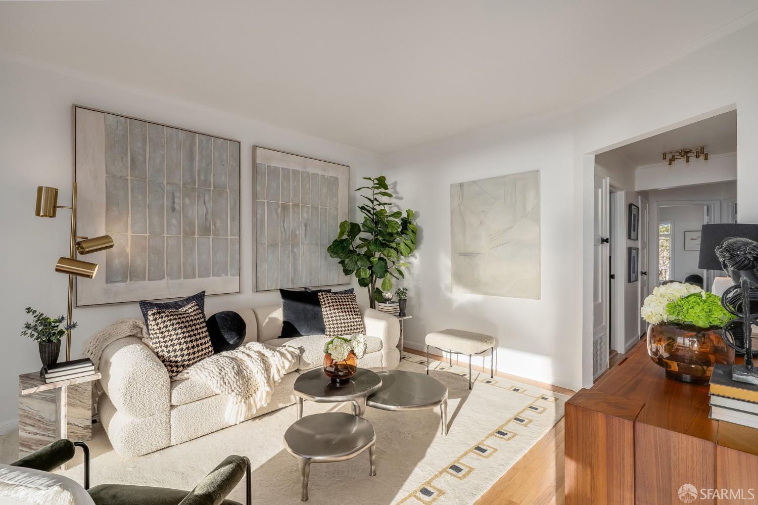 Detail Gallery Image 7 of 57 For 2207 12th Ave, San Francisco,  CA 94116 - 2 Beds | 1 Baths