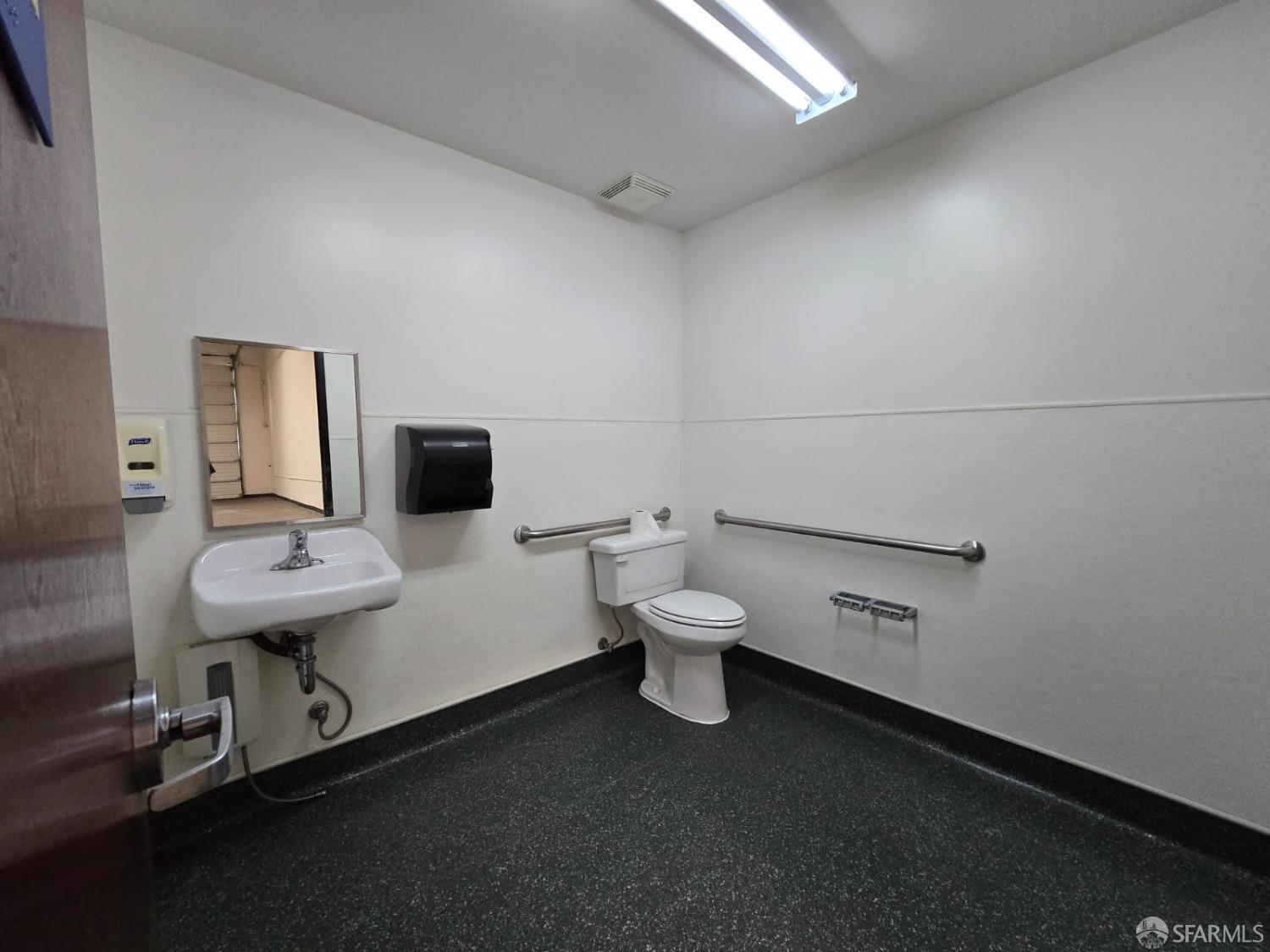 Detail Gallery Image 15 of 20 For 1252 W Winton Ave #7,  Hayward,  CA 94545 - – Beds | – Baths