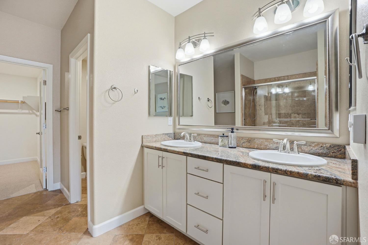 Detail Gallery Image 37 of 59 For 2541 Oak Rd, Walnut Creek,  CA 94597 - 4 Beds | 3/1 Baths