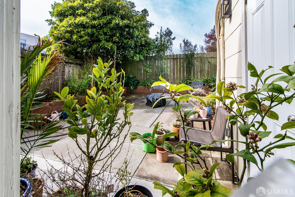 Detail Gallery Image 12 of 26 For 1375 27th Ave, San Francisco,  CA 94122 - – Beds | – Baths