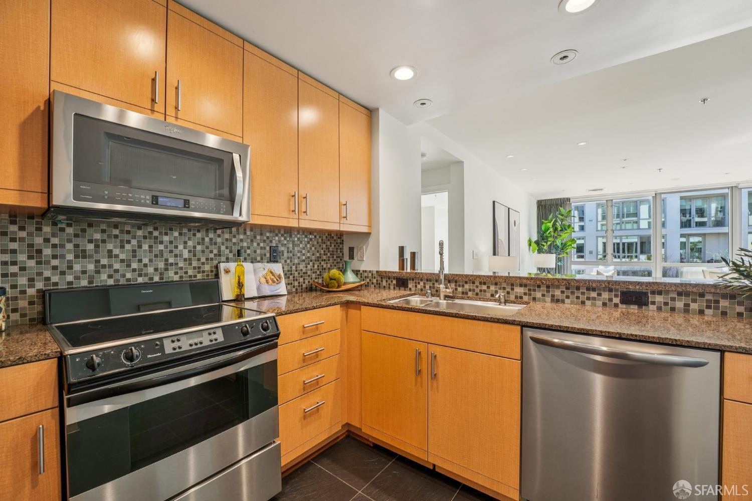 Photo #11: 426103293 Listing: Photo #11