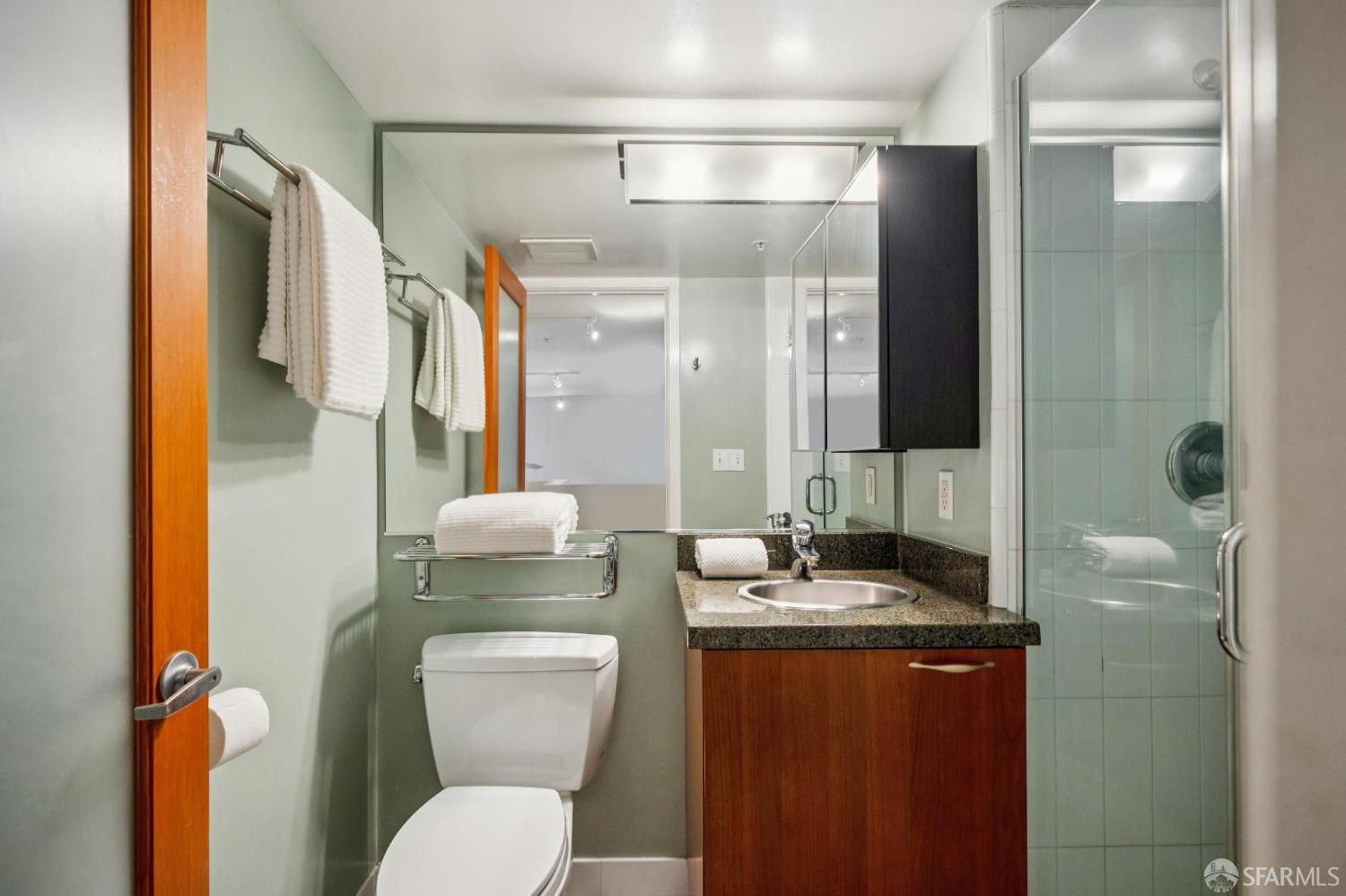 Photo #27: 426102574 Listing: Photo #27