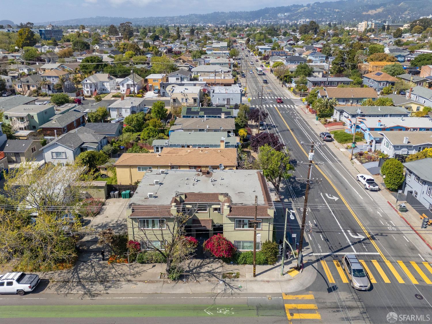 Detail Gallery Image 25 of 27 For 906 40th St, Emeryville,  CA 94608 - 2 Beds | 1 Baths