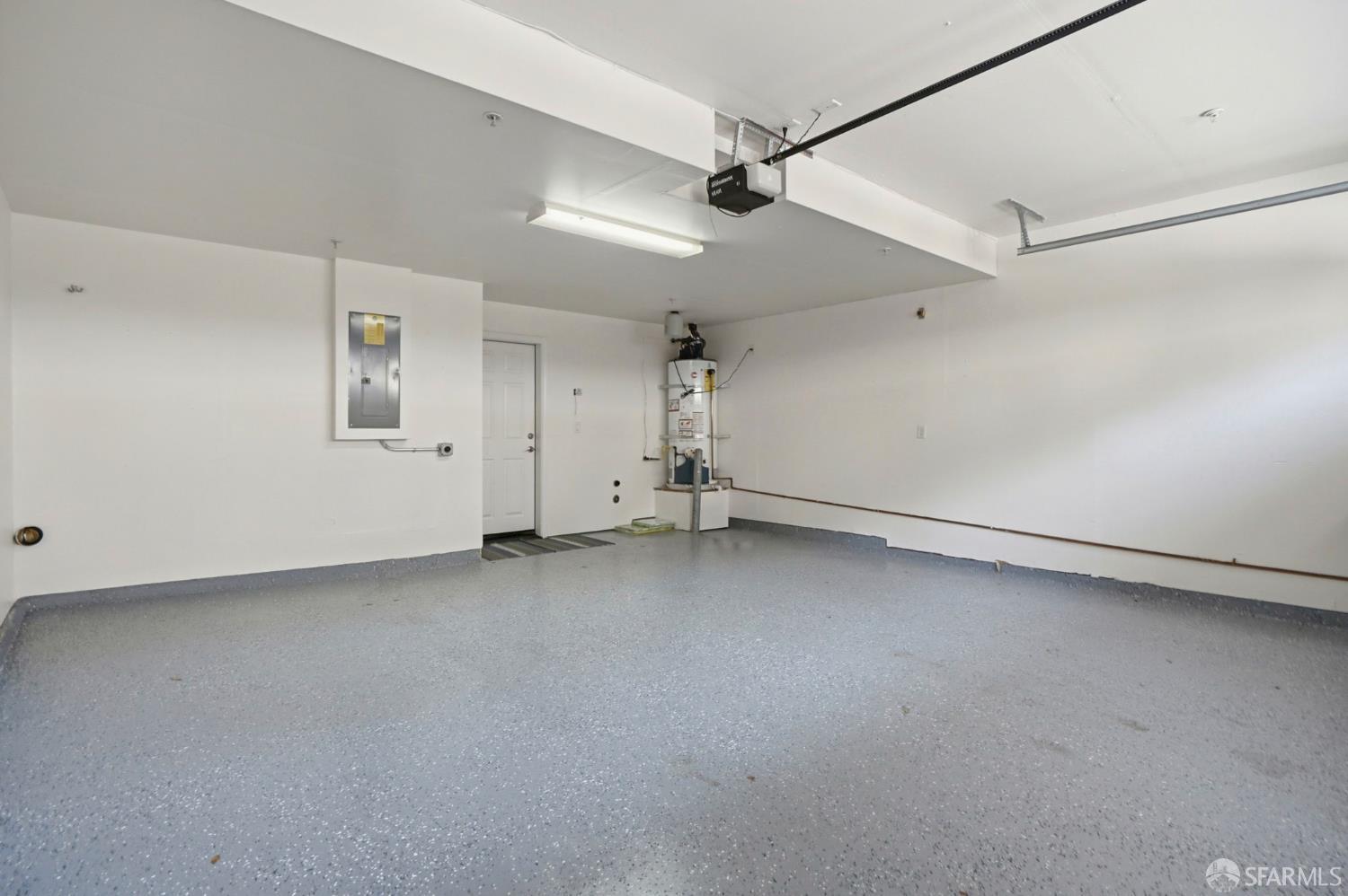 Detail Gallery Image 50 of 59 For 2541 Oak Rd, Walnut Creek,  CA 94597 - 4 Beds | 3/1 Baths