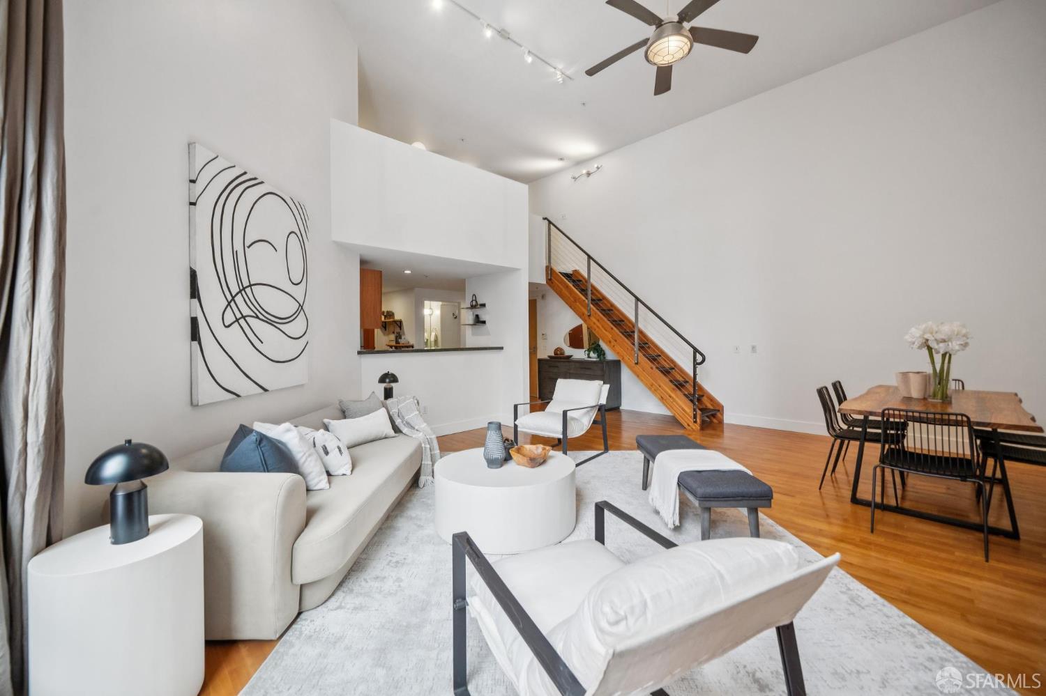 Photo #6: 426102574 Listing: Photo #6