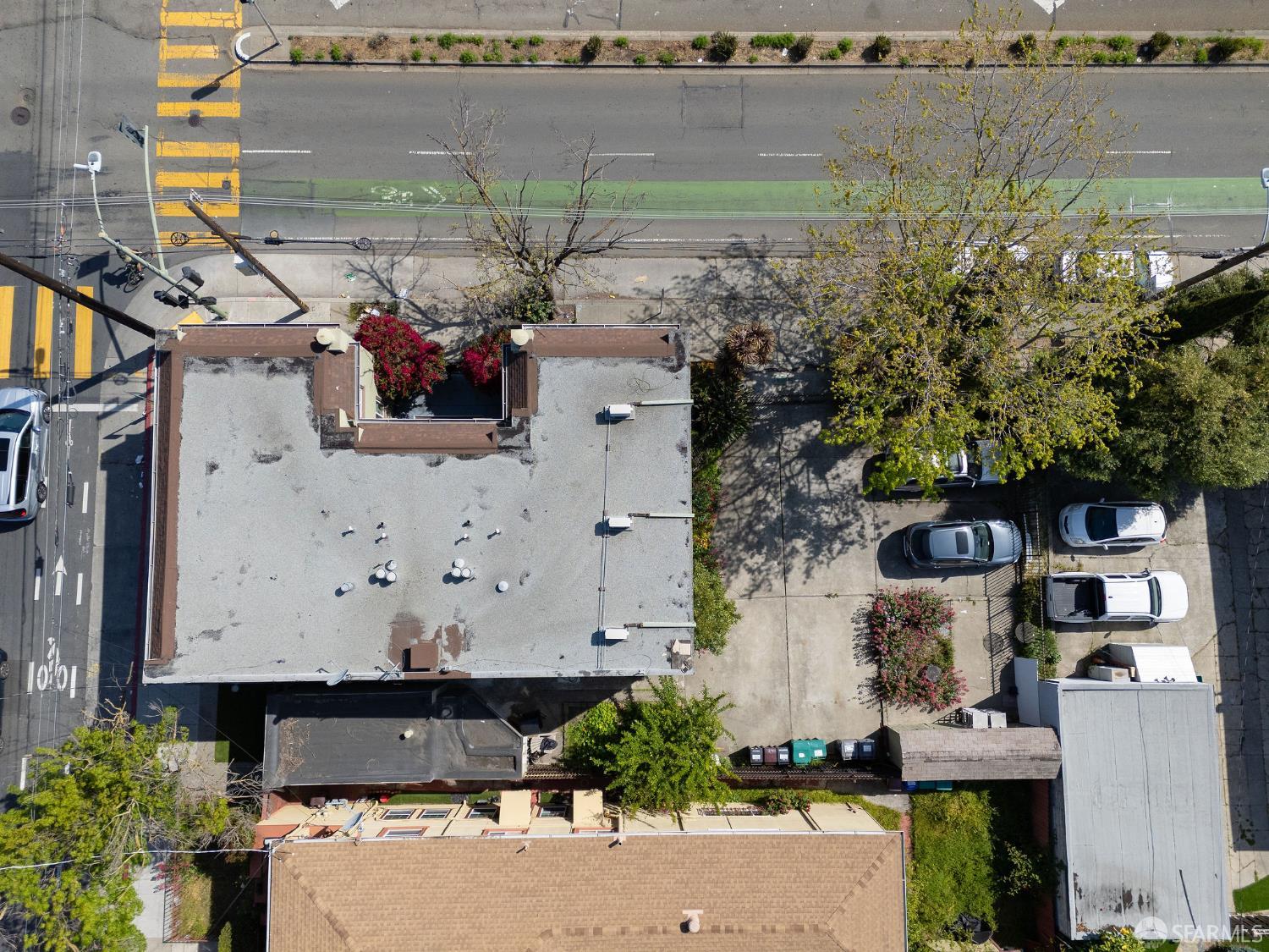 Detail Gallery Image 23 of 27 For 906 40th St, Emeryville,  CA 94608 - 2 Beds | 1 Baths