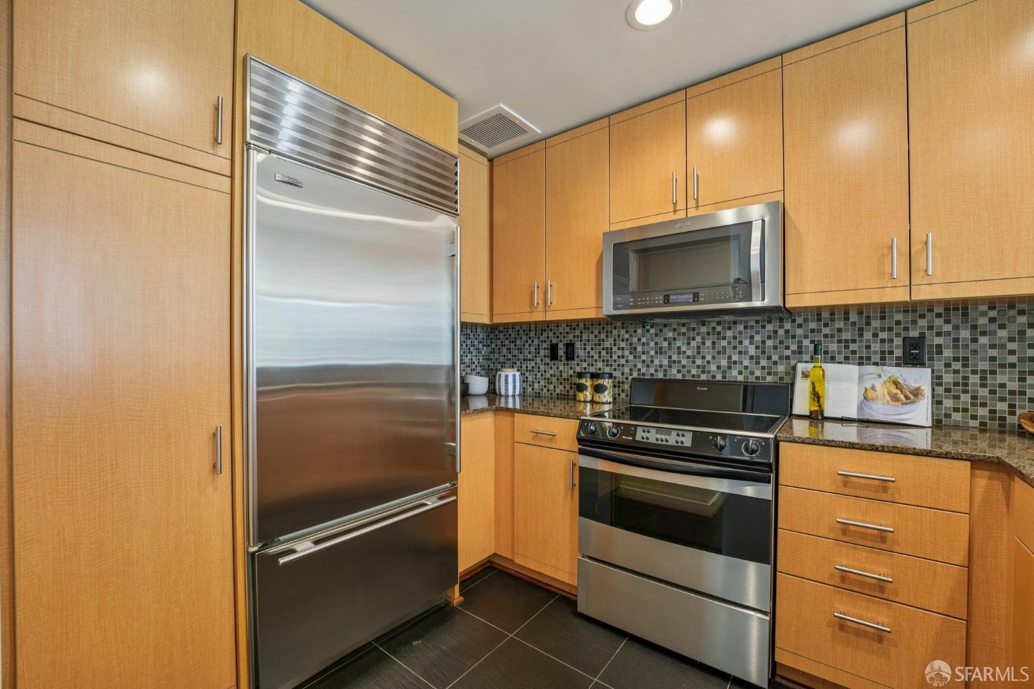 Photo #12: 426103293 Listing: Photo #12