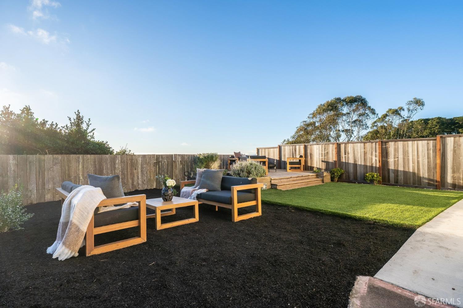 Detail Gallery Image 32 of 57 For 2207 12th Ave, San Francisco,  CA 94116 - 2 Beds | 1 Baths